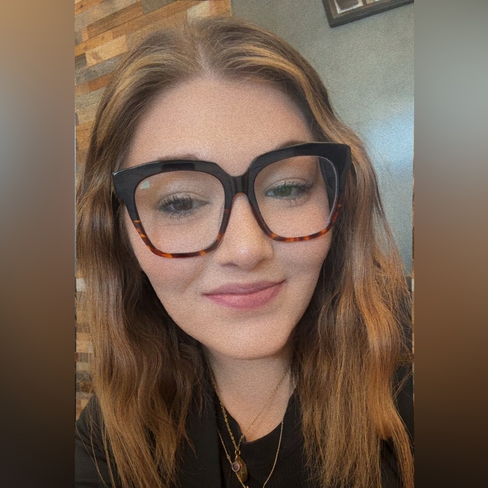 Meet your Posher, Rachel